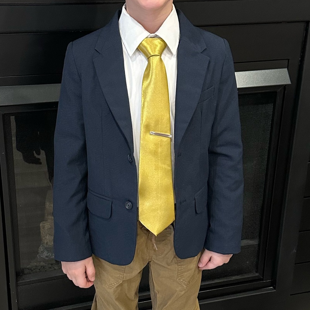 Cat & Jack Dark Blue Blazer with Polka Dot Liner Boys 7